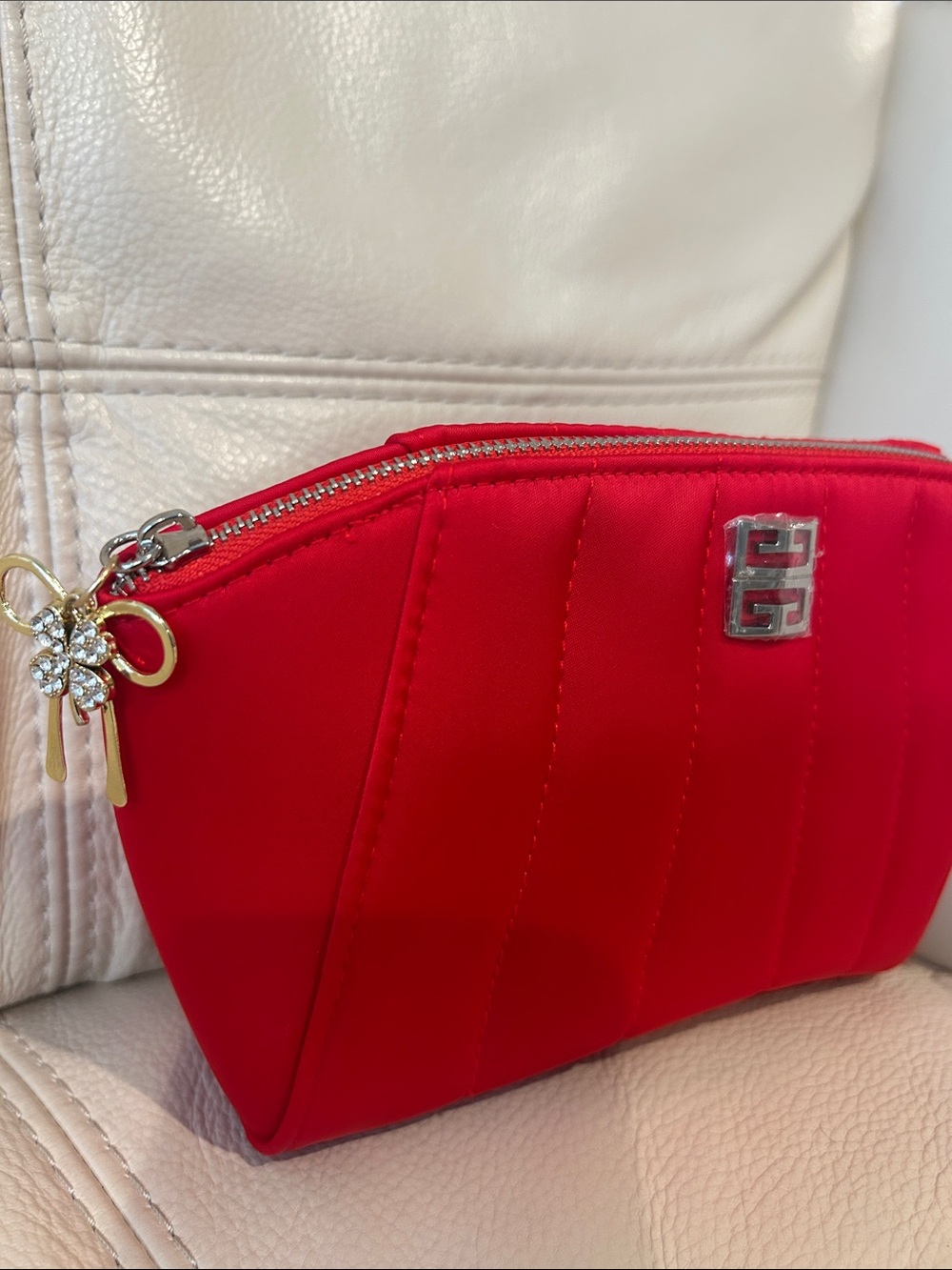 Givenchy Parfums Limited Edition "Iconic Lipstick Red" Satin Pouch GWP - Picture 2 of 5